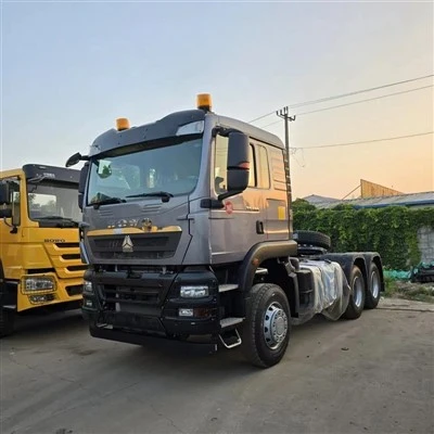 Használt 6×4 traktoros teherautó